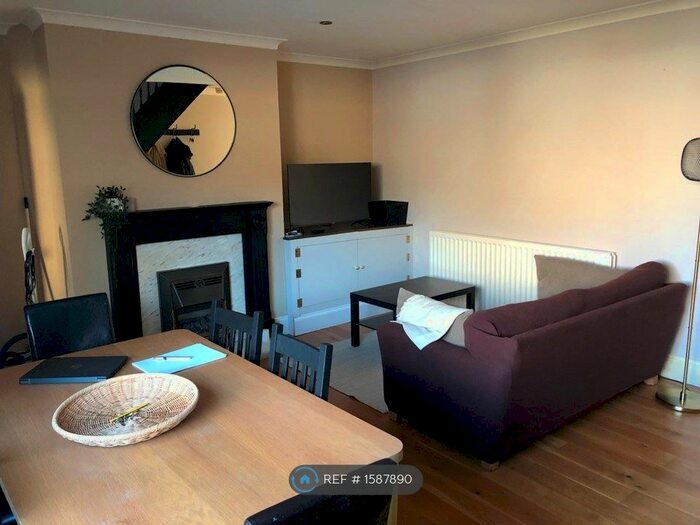 3 Bedroom Terraced House To Rent In Hylton Street, Sunderland, SR4