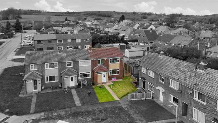 3 Bedroom End Of Terrace House For Sale In New Smithy Avenue, Thurlstone, Sheffield, S36