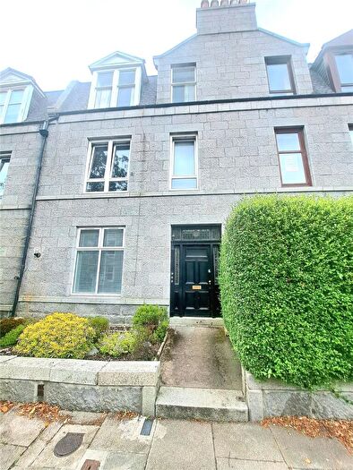 2 Bedroom Flat To Rent In Richmond Terrace, Ffl, Rosemount, Aberdeen, AB25