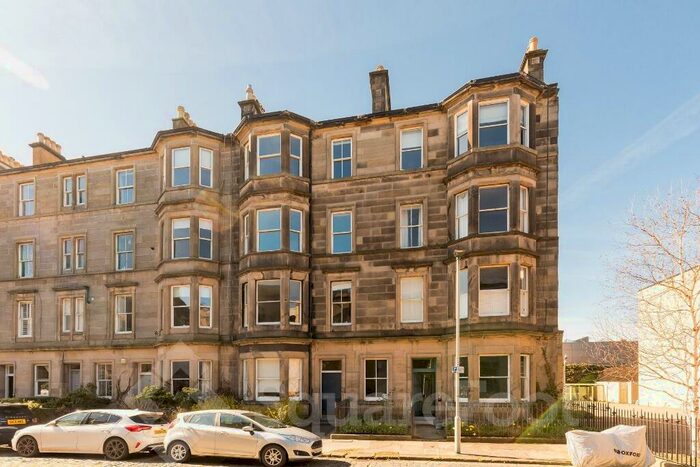 3 Bedroom Flat To Rent In Perth Street, New Town, Edinburgh, EH3