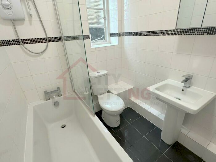 2 Bedroom Apartment To Rent In Park Valley, NG7