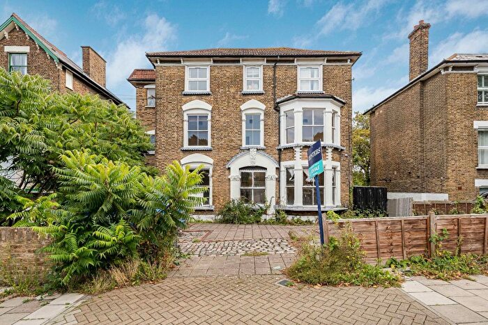 3 Bedroom Flat For Sale In Sunderland Road, London, SE23
