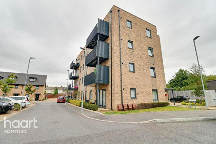 2 Bedroom Apartment To Rent In Byton Close, Romford, RM7
