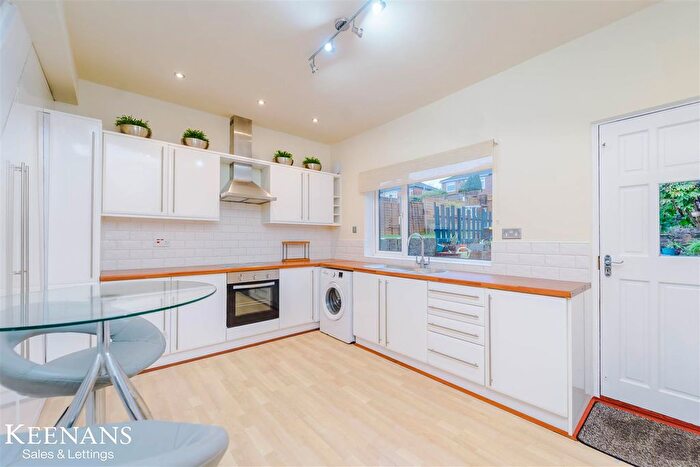 2 Bedroom Terraced House To Rent In Chaddock Lane, Worsley, Manchester, M28