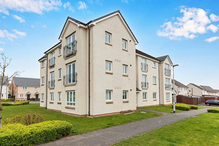 2 Bedroom Flat For Sale In Auld Coal Terrace, Bonnyrigg, EH19