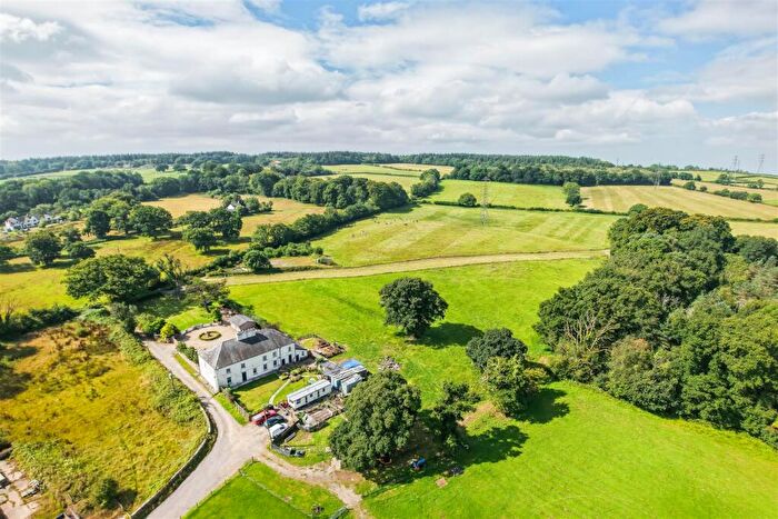 4 Bedroom Farm House For Sale In Llwynrhyddid Farm Hensol, Pontyclun, CF72