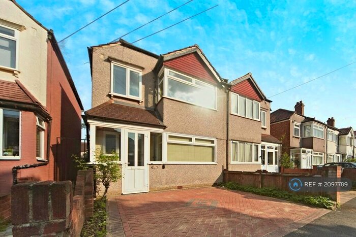 3 Bedroom Semi-Detached House To Rent In New Barns Avenue, Mitcham, CR4