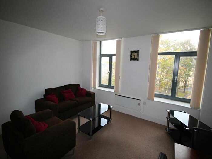 2 Bedroom Flat To Rent In Woolston Warehouse, Grattan Road, Bradford, BD1