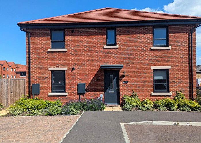 1 Bedroom Maisonette For Sale In Market Garden Close, Ramsgate, CT12
