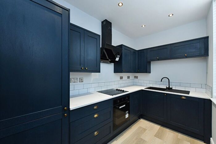 2 Bedroom Flat To Rent In St. James Terrace, Nottingham, NG1