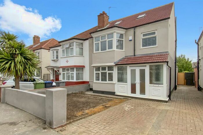 4 Bedroom Semi-Detached House To Rent In Oldborough Road, Wembley, HA0