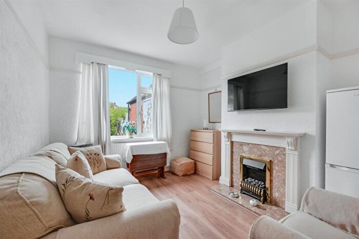 3 Bedroom Semi-Detached House For Sale In Bennett Street, Long Eaton, NG10