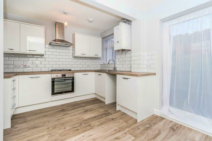 4 Bedroom Terraced House To Rent In Harleston Road, Paulsgrove, PO6