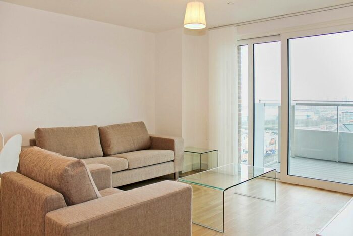2 Bedroom Flat To Rent In Jefferson Plaza, No The Avenue, Bow, London, E3