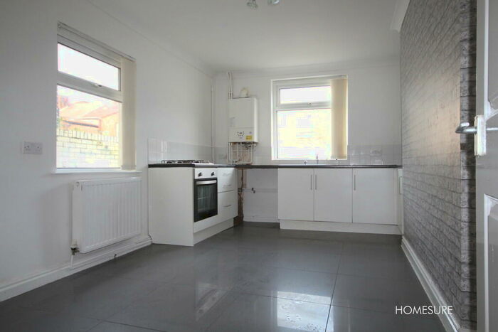 3 Bedroom End Of Terrace House To Rent In Chapel Road, Anfield, Liverpool, L6