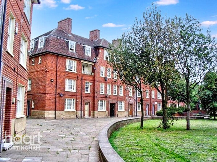 3 Bedroom Apartment For Sale In Penn Avenue, Nottingham, NG7