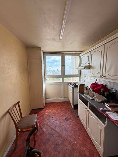 2 Bedroom Flat For Sale In London, London, London, E1W