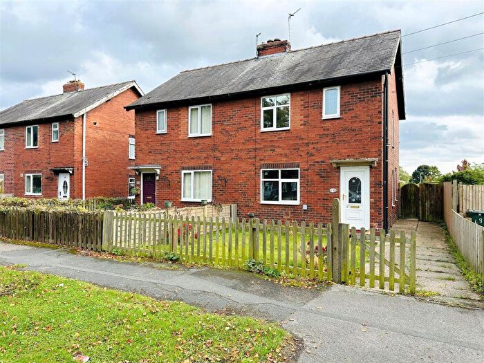 3 Bedroom Semi-Detached House To Rent In Abbots Road, Selby, YO8