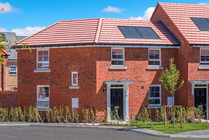 3 Bedroom End Of Terrace House For Sale In Richmond Park, Whitfield, Kent, CT16