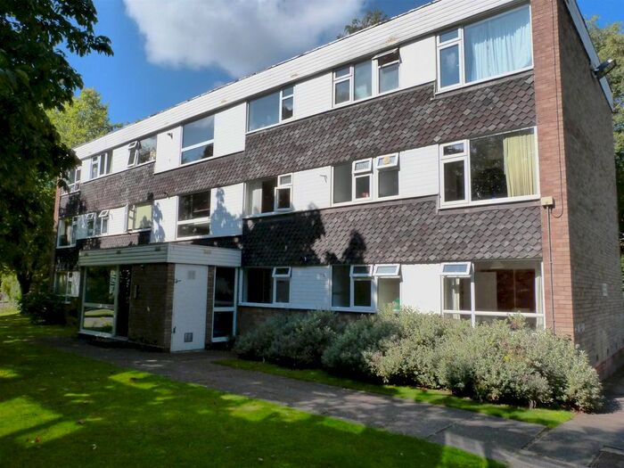 2 Bedroom Flat To Rent In Milcote Road, Solihull, West Midlands, B91