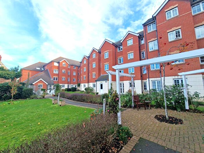 2 Bedroom Apartment For Sale In Holmbush Court, Queens Crescent, Southsea, Hampshire, PO5