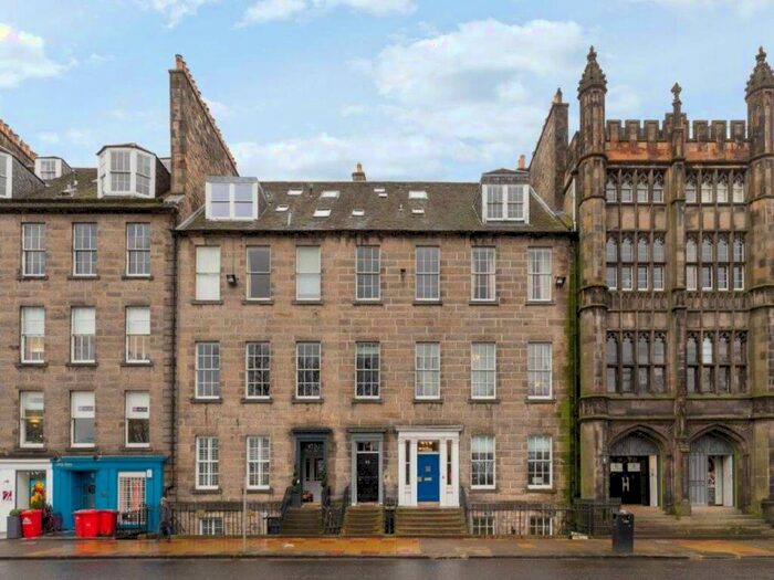 3 Bedroom Flat To Rent In Queen Street, City Centre, Edinburgh, EH2