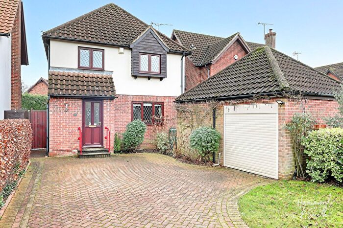3 Bedroom Detached House For Sale In St. Albans Road, Coopersale, CM16