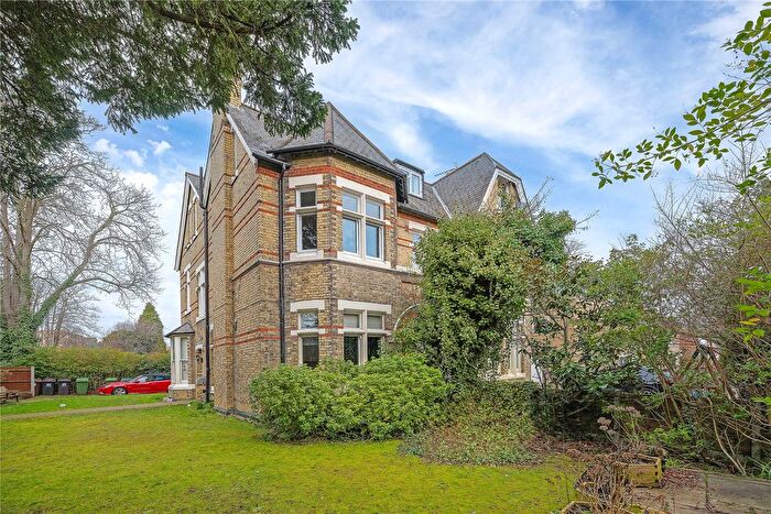 3 Bedroom Flat For Sale In Shortlands Road, Bromley, BR2