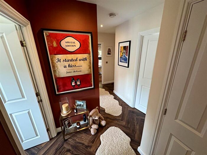 3 Bedroom Apartment To Rent In Lower Burlington Road, Portishead, BS20