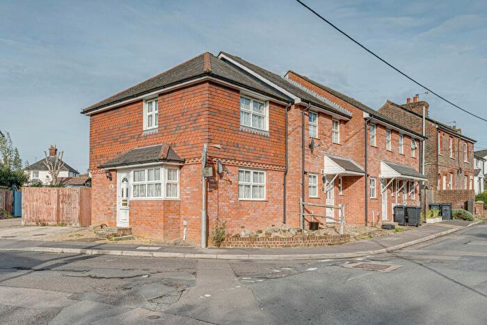 2 Bedroom End Of Terrace House To Rent In Garfield Road, Hailsham, BN27