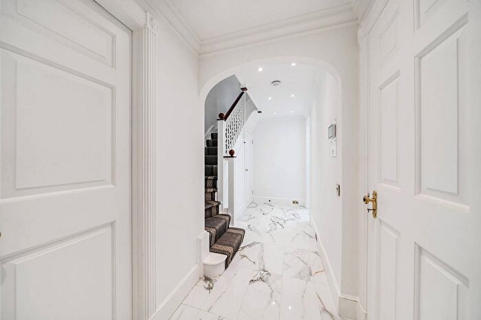 3 Bedroom Terraced House For Sale In Charles Ii Place, Chelsea, London, SW3