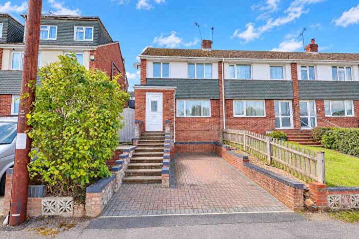 3 Bedroom End Of Terrace House For Sale In Crowther Close, Sholing, SO19
