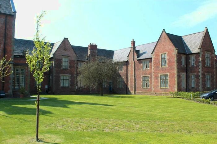 1 Bedroom Flat For Sale In Leighton Park, Bicton Heath, Shrewsbury, Shropshire, SY3