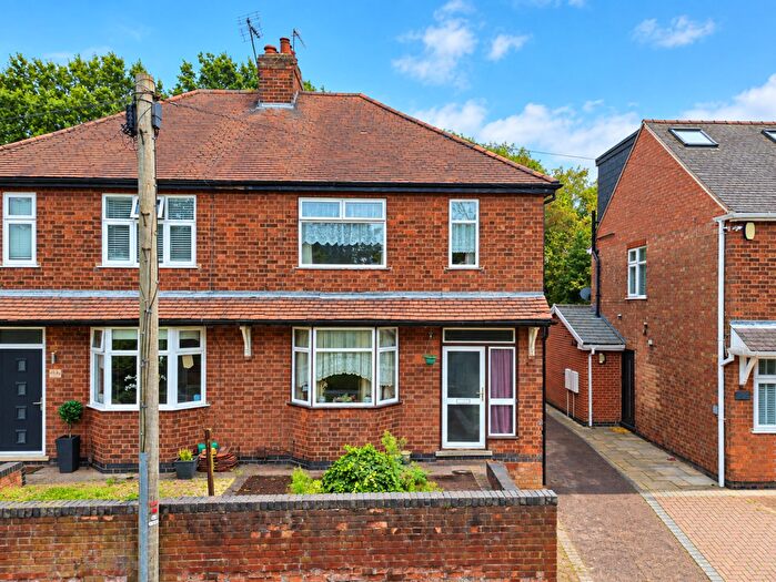 3 Bedroom Semi Detached House For Sale In Jessops Lane, Gedling, Nottingham, NG4