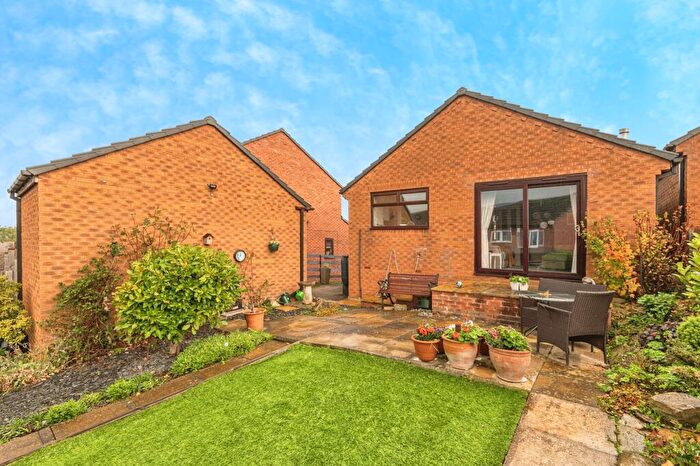 2 Bedroom Detached Bungalow For Sale In Ings Mill Drive, Huddersfield, HD8