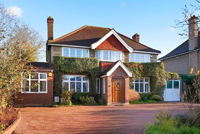 4 Bedroom Detached House For Sale In Sandy Lane, Cheam, SM2