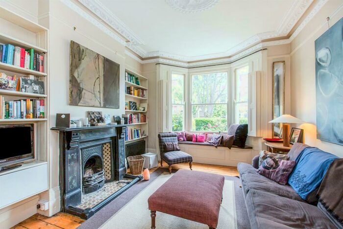 5 Bedroom House To Rent In St. George's Avenue, N7