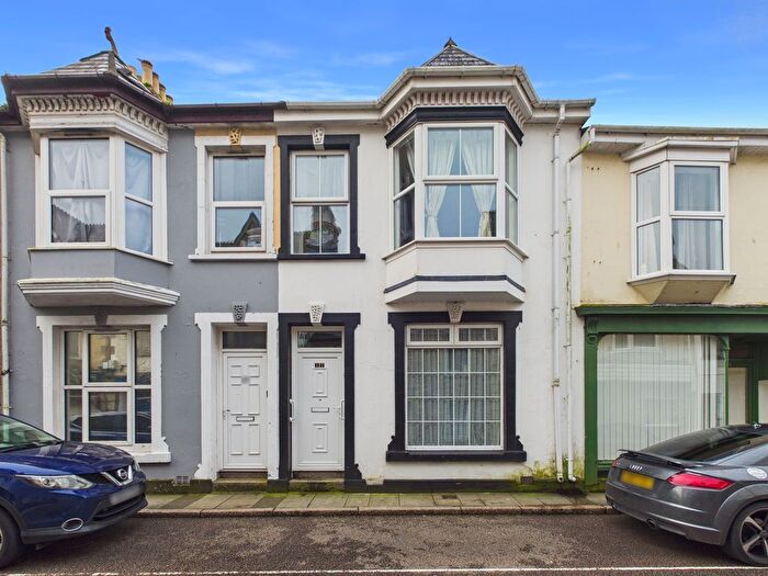 3 Bedroom Terraced House For Sale In Cross Street, Camborne, Near All Amenities, TR14