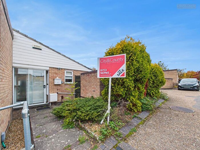 2 Bedroom Semi-Detached Bungalow For Sale In Wingfield, Orton Goldhay, Peterborough, PE2