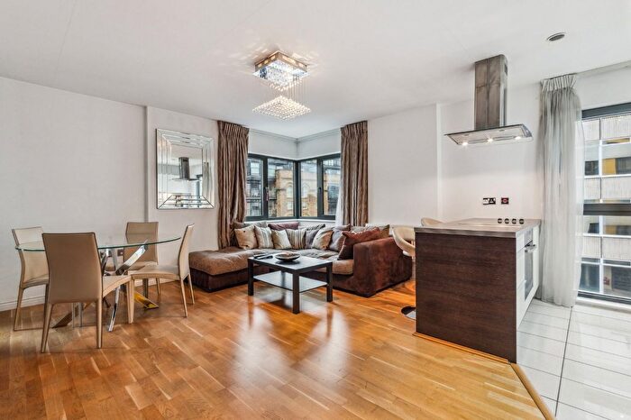 2 Bedroom Flat To Rent In Oval Road, Primrose Hill, NW1