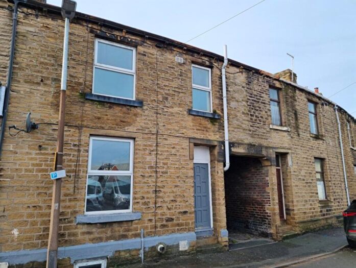 2 Bedroom Terraced House For Sale In Canal Street, Huddersfield, HD1