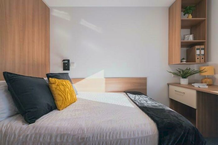 1 Bedroom Apartment To Rent In Horspath Driftway, Headington, Oxford, OX3