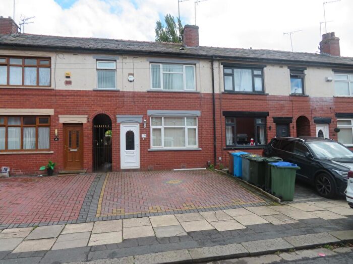 4 Bedroom Terraced House To Rent In Maud Street, Rochdale, OL12