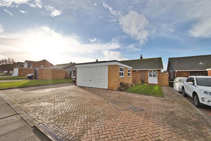 3 Bedroom Bungalow For Sale In Princess Margaret Avenue, Margate, CT9