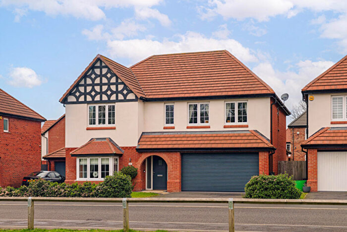 5 Bedroom Detached House For Sale In Harvest Crescent, Wollaton, Nottingham, NG8