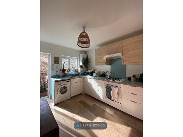 1 Bedroom Flat To Rent In Windsor Road, London, E10