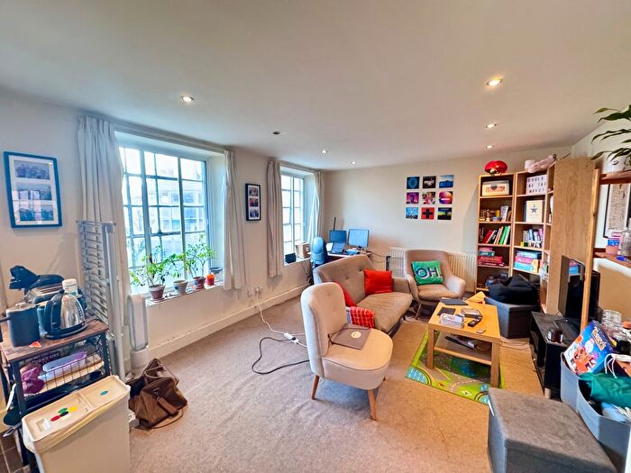 1 Bedroom Flat To Rent In Belward Street, Nottingham, NG1