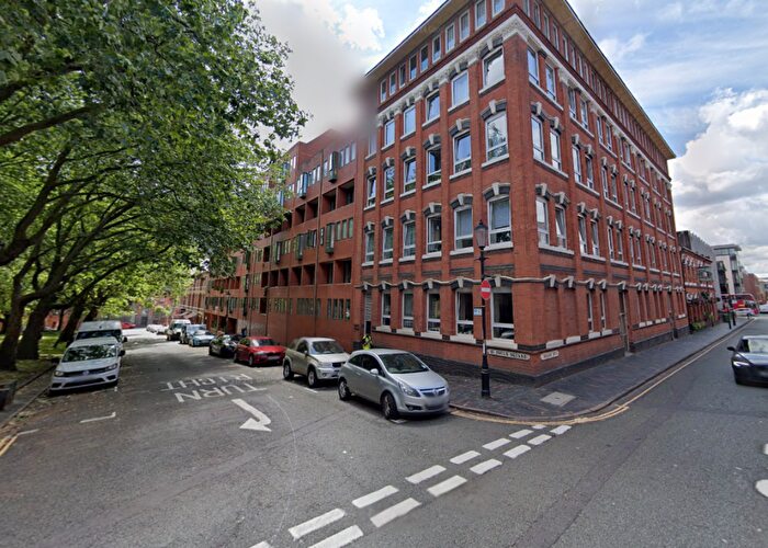 1 Bedroom Flat For Sale In Flat, Stevens Terrace, St. Pauls Square, Birmingham, B3