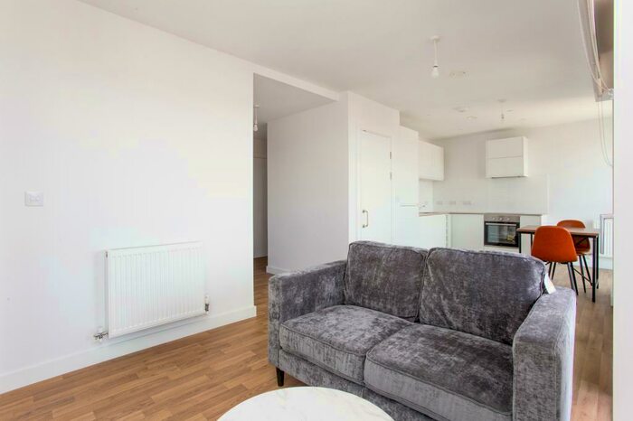 1 Bedroom Apartment To Rent In Seven Sisters London, N15