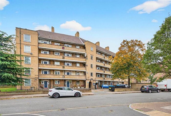 3 Bedroom Flat To Rent In Weston Street, London Bridge, SE1